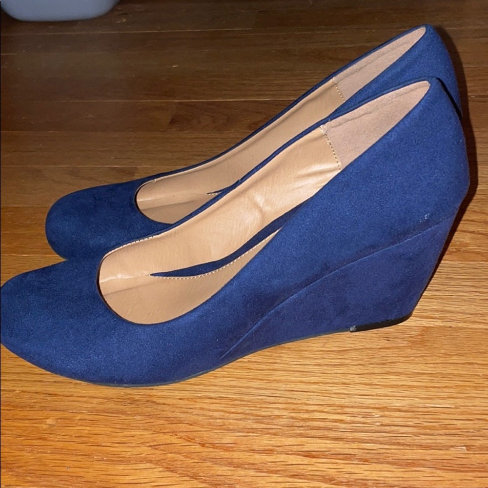 Wedges - Picture 2 of 4